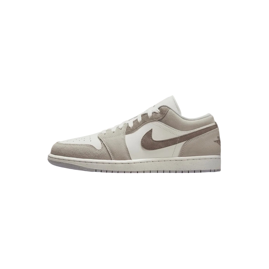 Air Jordan 1 Low SE 'Legend Light Brown'
