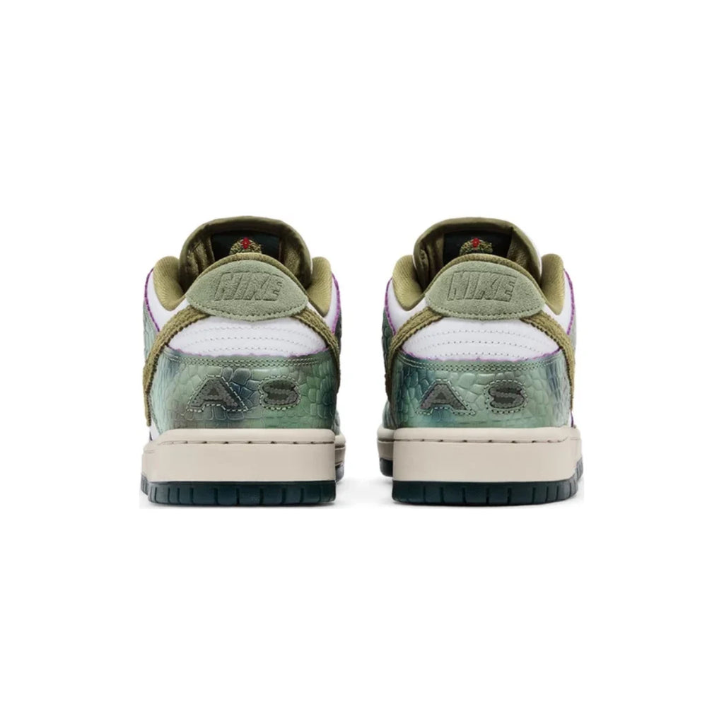 Nike SB Dunk Low Pro x Alexis Sablone "Chameleon"