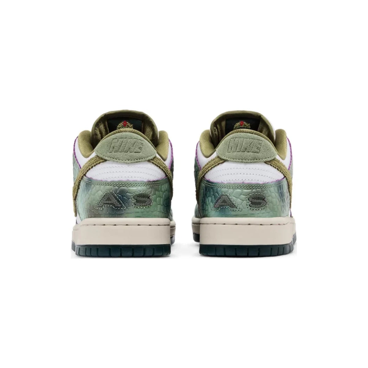 Nike SB Dunk Low Pro x Alexis Sablone "Chameleon"