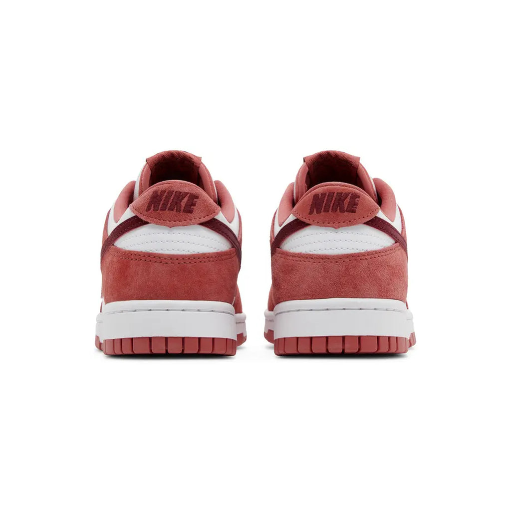 Dunk Low 'Valentine's Day 2024'